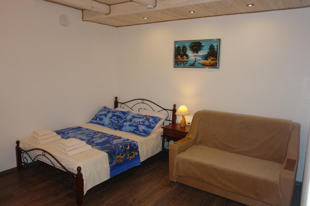 Hotel Sicilia Chornomorsk Habitación foto
